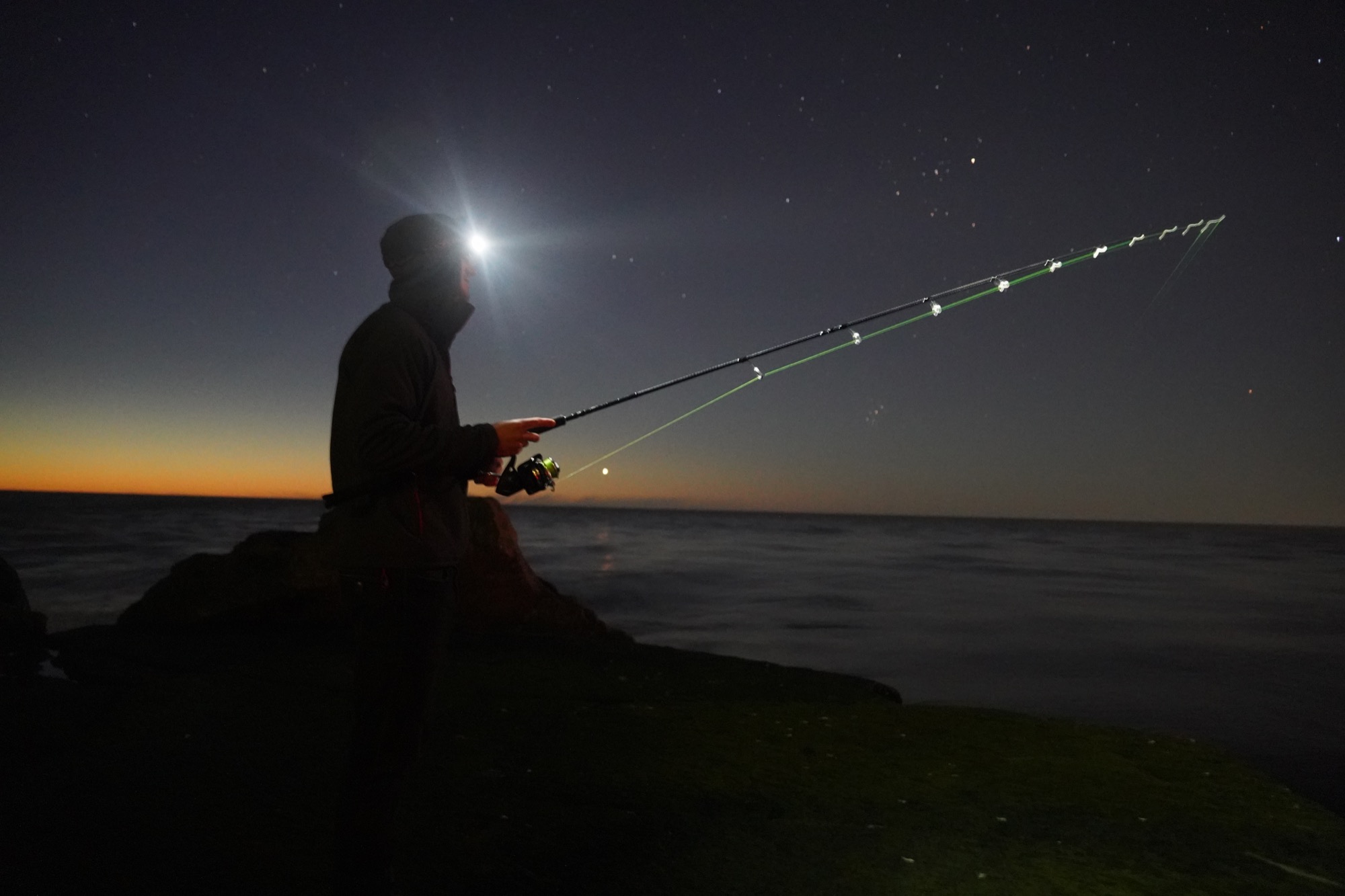 lure fishing at night
